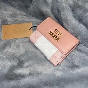 STEVE MADDEN BALICEE BLUSH TRIFOLD